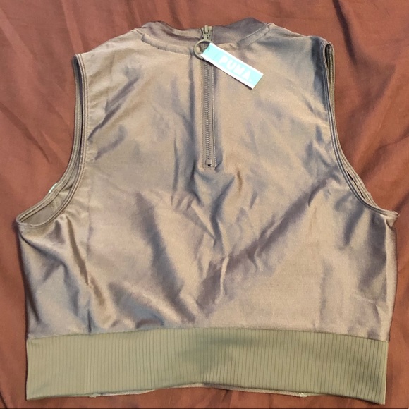 Puma Laurel wreath cute olive Crop Top sports bra - Picture 5 of 7